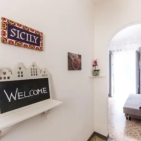 Apartament Pilly House Ballaro Palermo